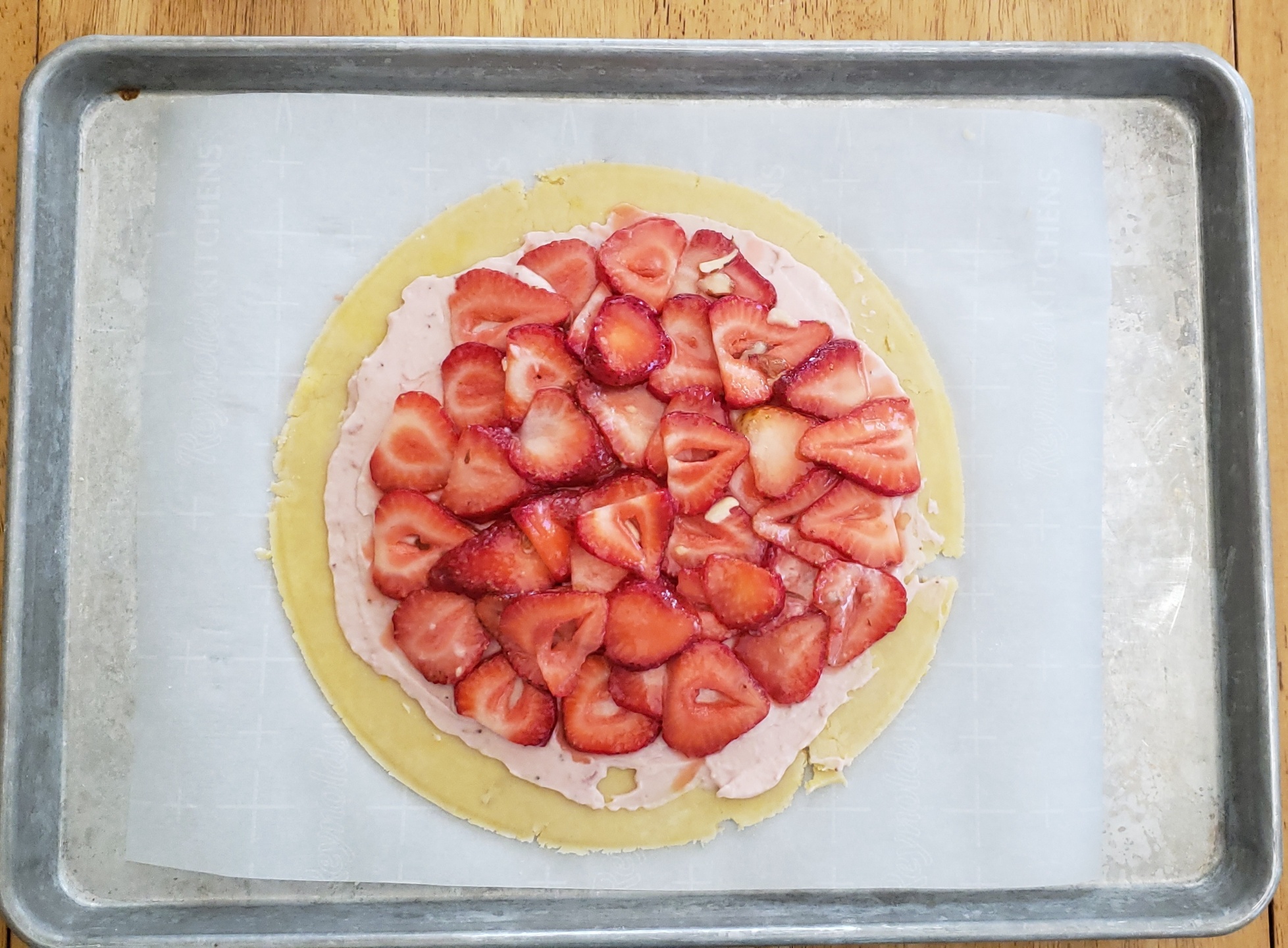 Strawberries on top of Pie crust